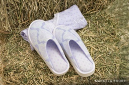 [MKP8022] IMPERDIBLE!!! 50% DE DESCUENTO SOBRE PRECIO PUBLICADO!! INV. PAR DE PANTUFLAS ESTAMPADAS "STELLA"