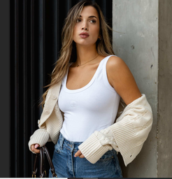 [TRE209] BODY MUSCULOSA BASICO DE ALGODÓN CON BORDADO