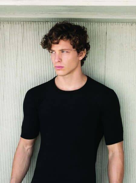 INV. CAMISETA MANGA CORTA CON CUELLO REDONDO DE ALGODON Y LYCRA GAMUZADA