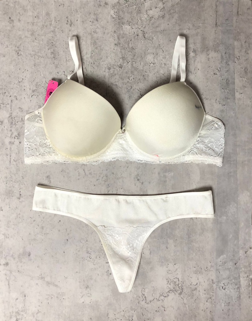 CONJUNTO TASA SOFT SIN PUSH UP DE PUNTILLA