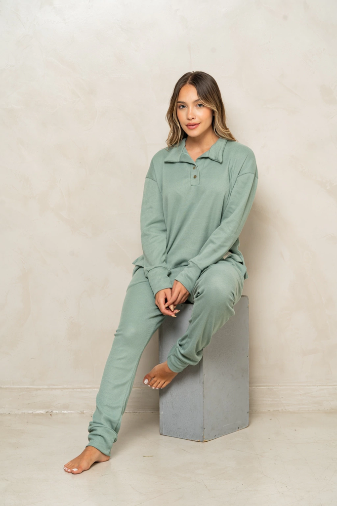 INV. PIJAMA DAMA REMERA POLO Y PANTALON WAFLE