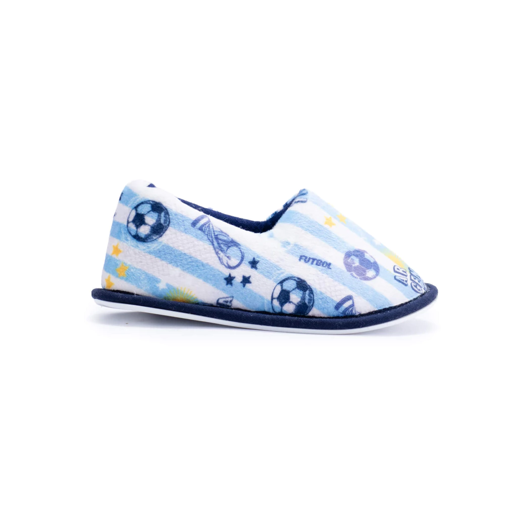 INV. PANTUFLA DE PLUSH Y FORRO DE ALGODÓN ESTAMPADA CON ELASTICO EN TALON apta para lavar en lavarropas